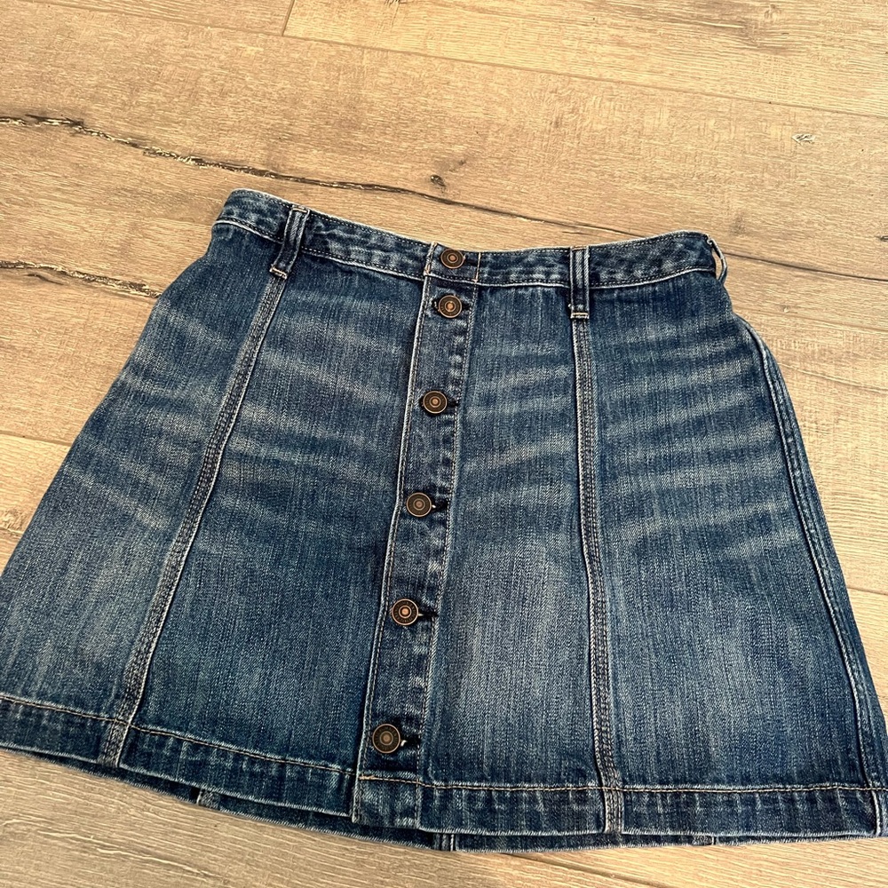 A&f denim skirt size 10